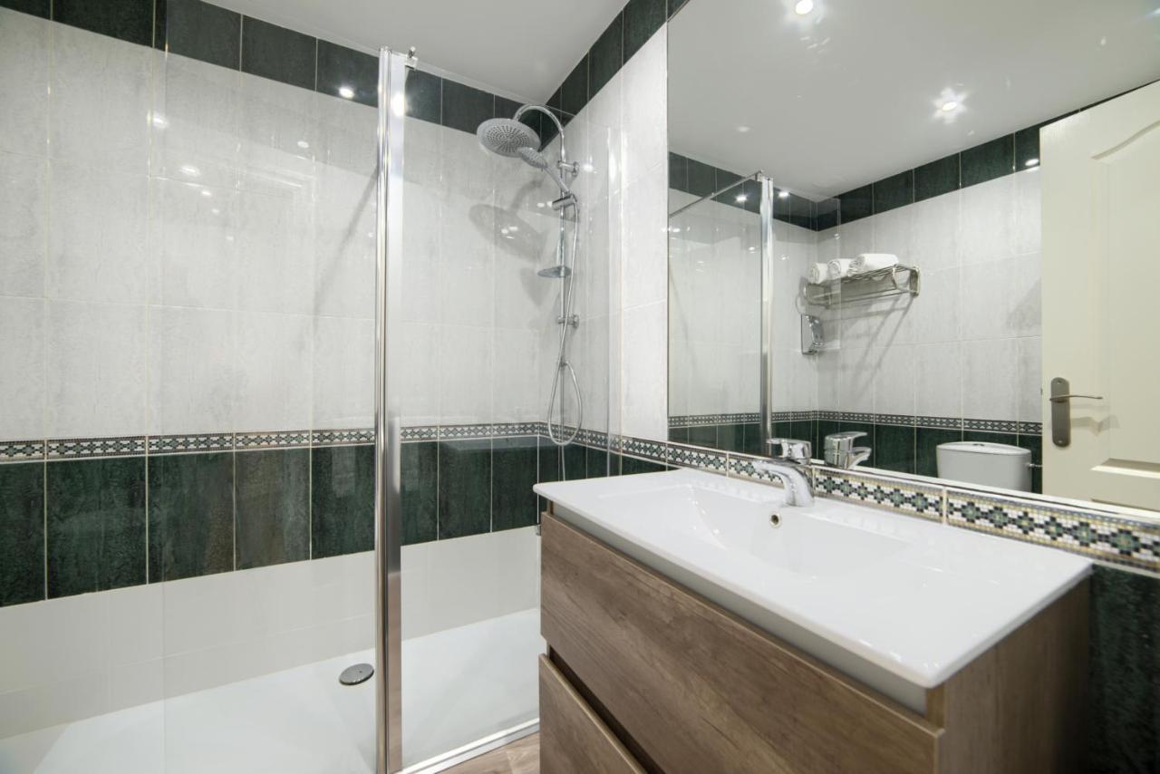 Apartamentos4U Tudela Centro - Parking Incluido 外观 照片